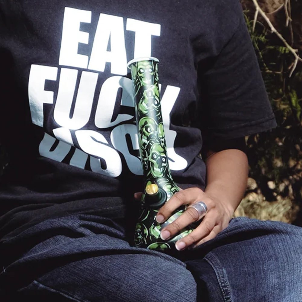 BW - Bent Neck Beaker 27cm Glass Bong - Green Skull Pattern