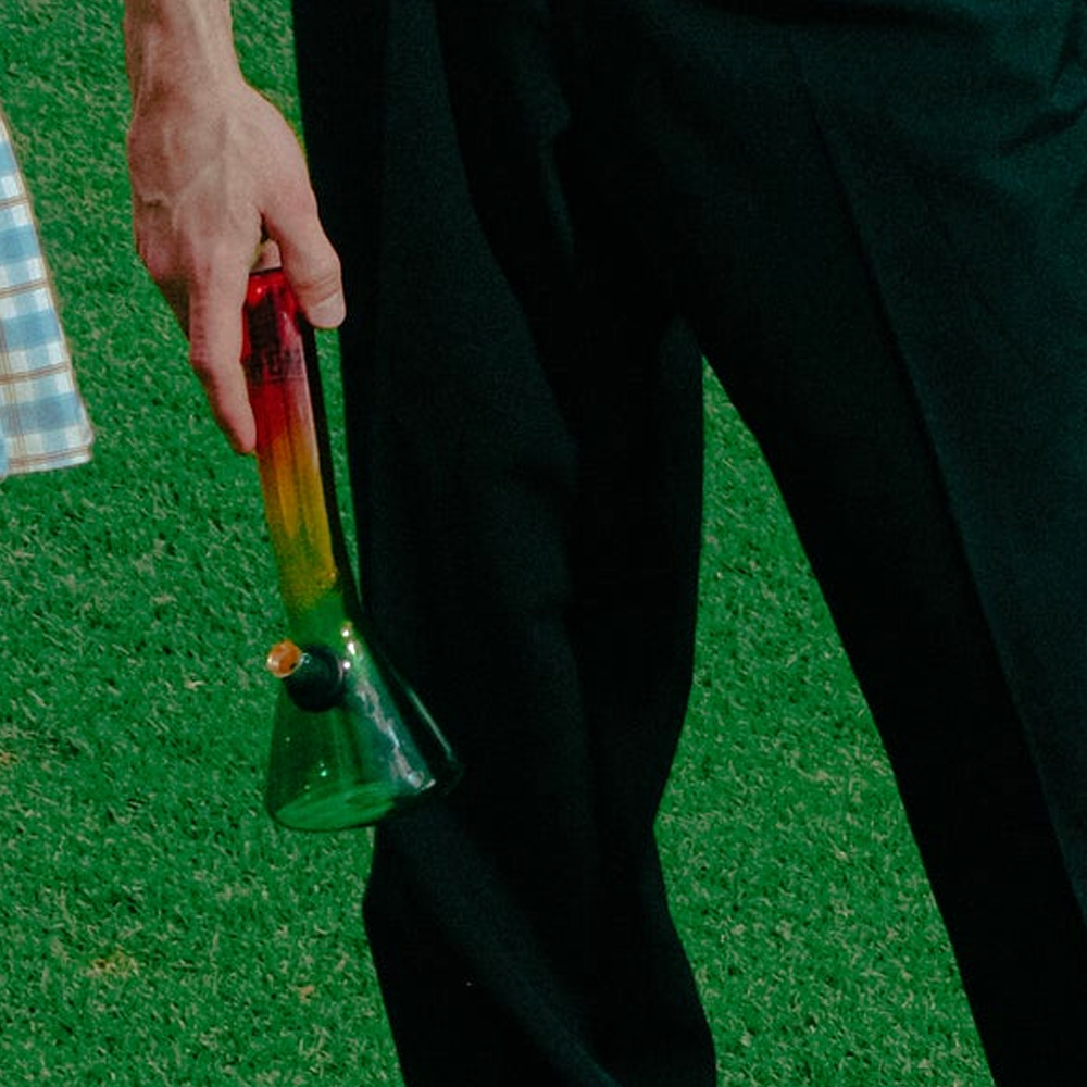 BW - Bent Neck Beaker 27cm Glass Bong - El Cheapo Rasta