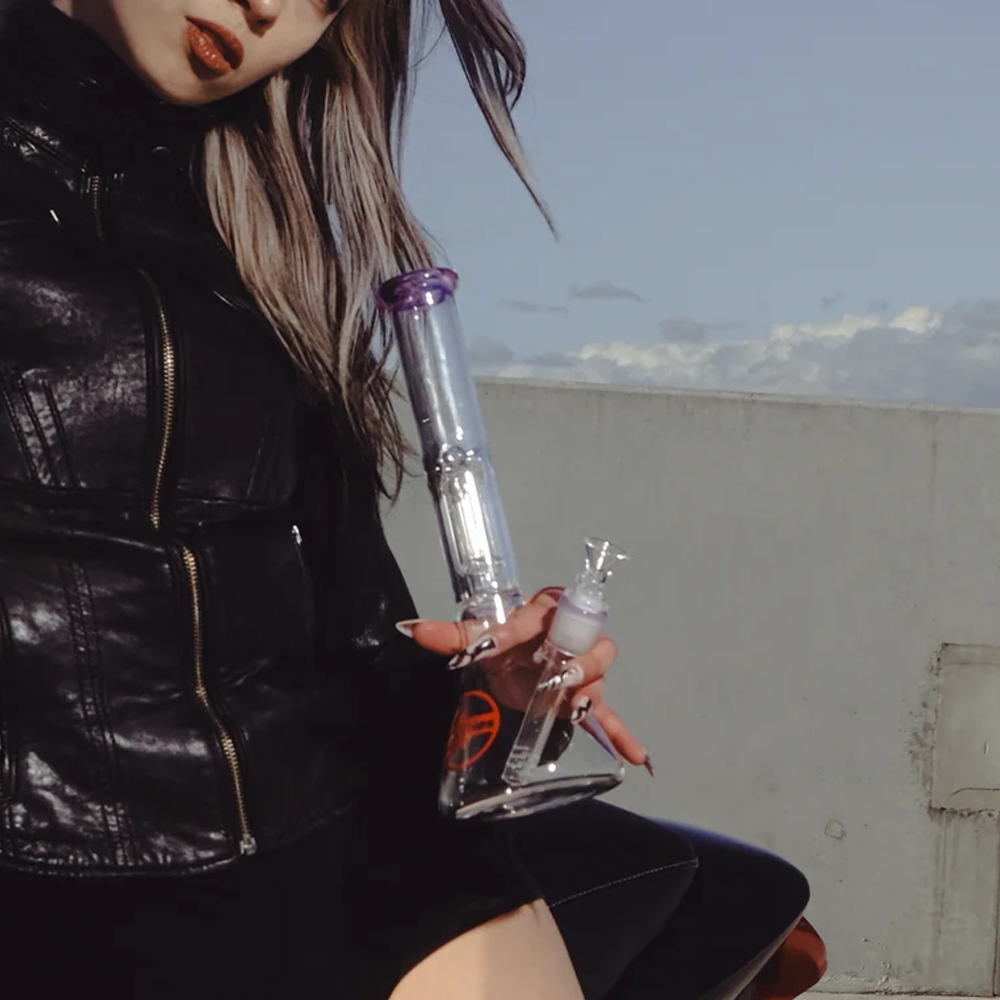 Shotties™ - 30cm Single Fountain Glass Beaker Bong -Clear/Smoke