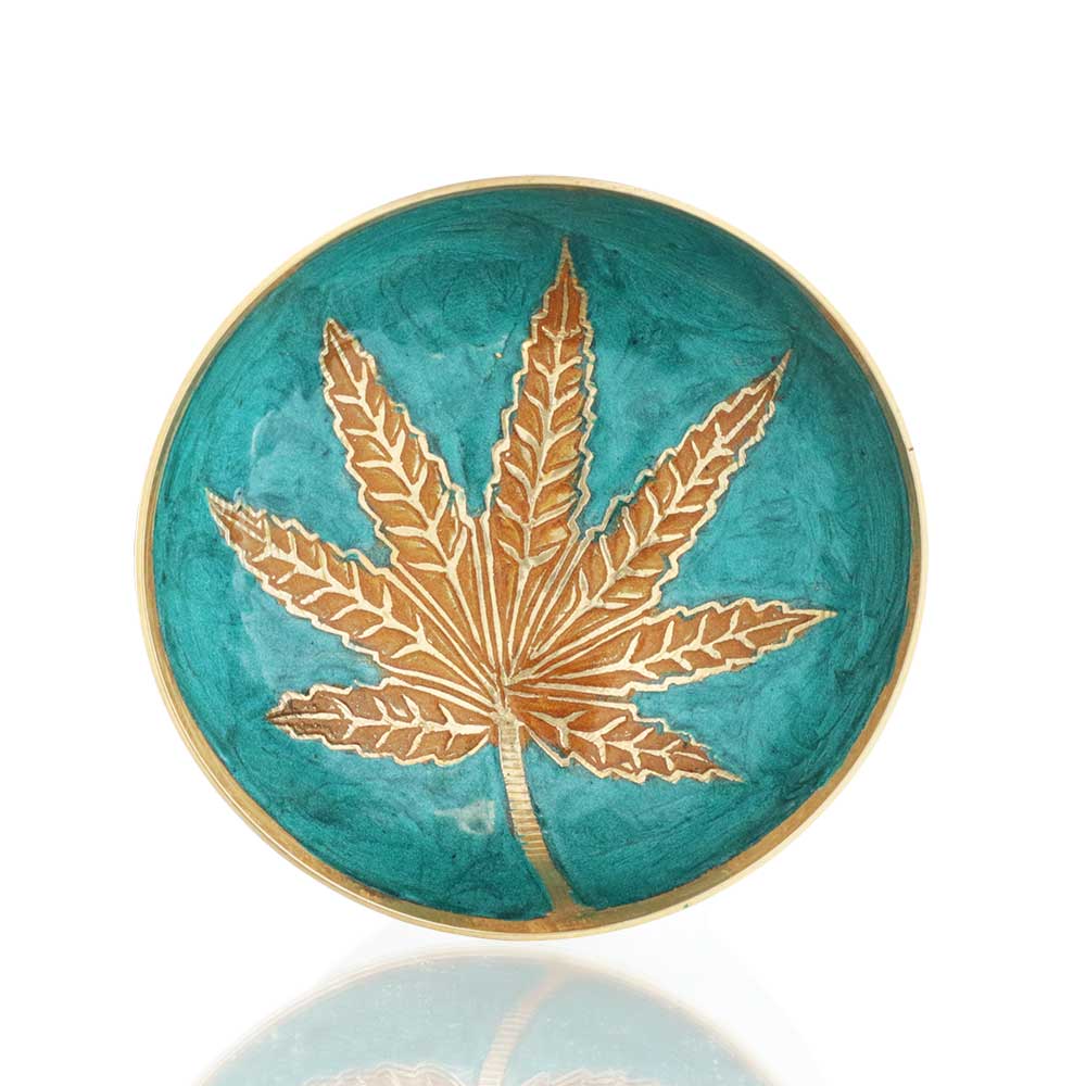 Agung - Brass Chop Bowl - Random Colour top