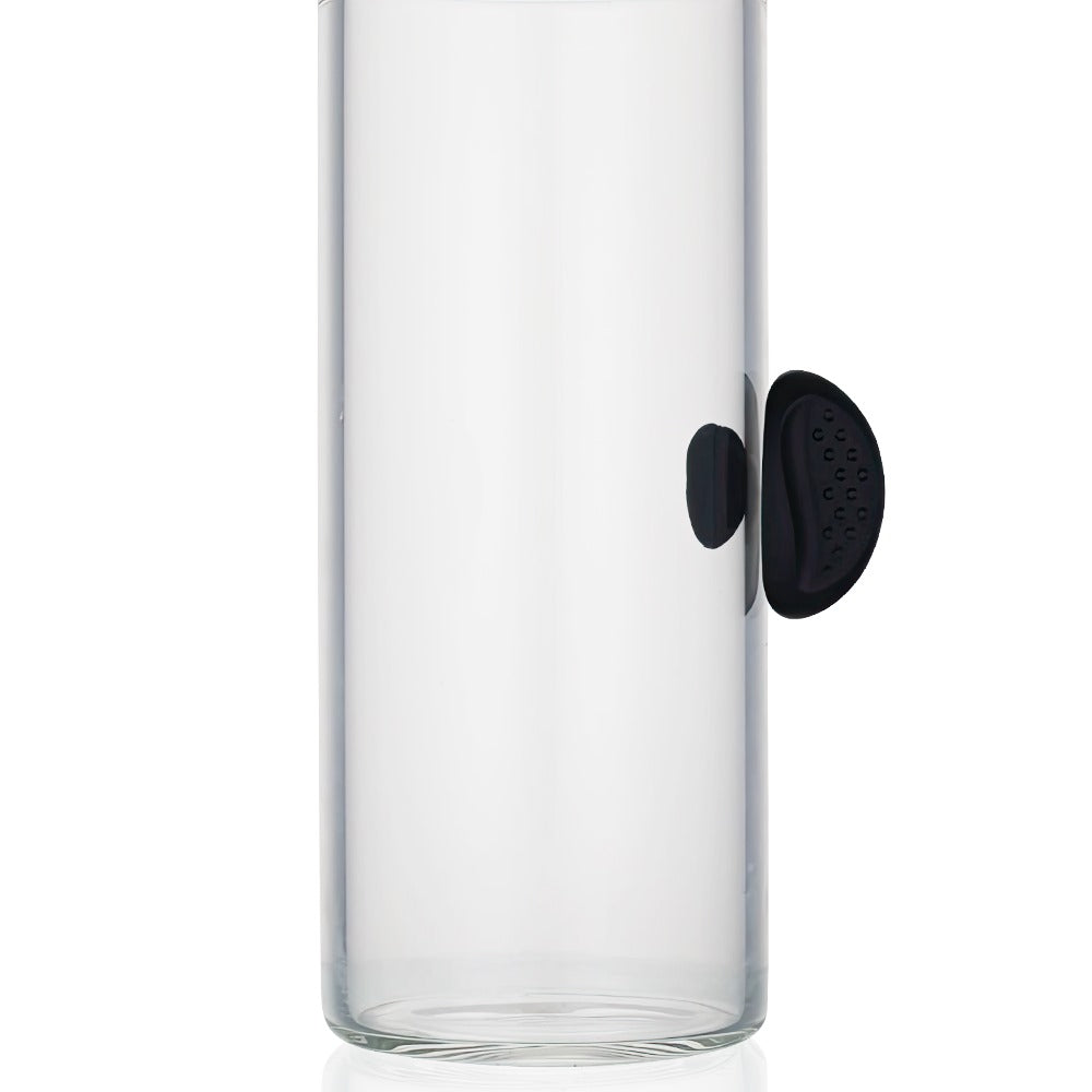 Bong Warehouse - MagnaGlow Mini Cleaning Brush in use