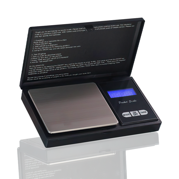 Bong Warehouse Pocket Scale 200x0.01g - Real Tree Camo open blue light
