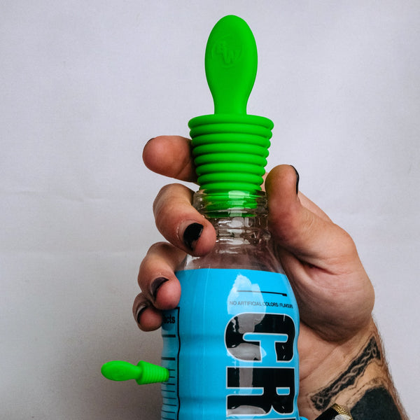 Bong Warehouse Glass Bong Cleaning Plugs - 3 pack in Green plug in bottle bong
