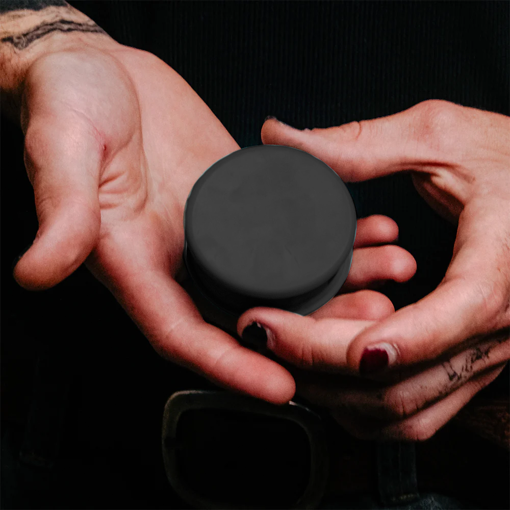 Plastic Herb Grinder Round - Black