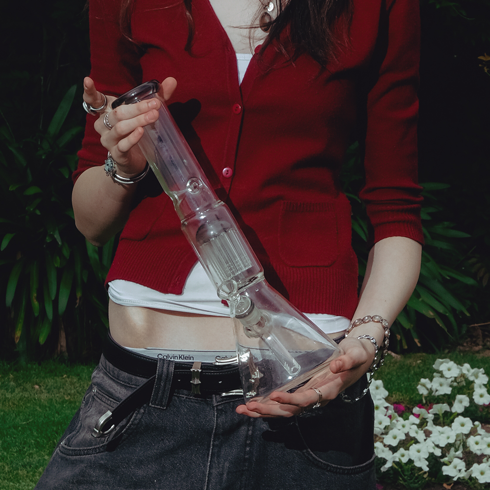 shop tall and large sized glass bongs